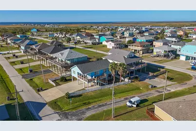2895 Laguna Drive, Crystal Beach, TX 77650 - Photo 37