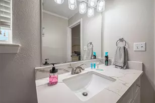 2895 Laguna Dr, Crystal Beach, TX 77650 - Photo 31