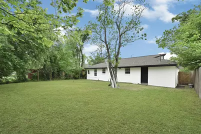 10122 Rockaway Drive, Houston, TX 77016 - Photo 23