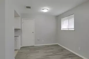 6422 French Chateau Dr, Houston, TX 77088 - Photo 5