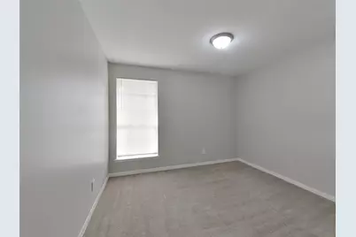 6422 French Chateau Drive, Houston, TX 77088 - Photo 9