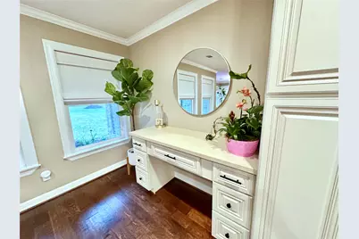 510 N Shadowbend Avenue, Friendswood, TX 77546 - Photo 9