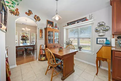 10015 Lynnwood Drive, Baytown, TX 77521 - Photo 7