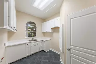 12130 Sagittarius Dr E, Willis, TX 77318 - Photo 23