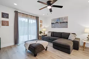 3138 Sunbeam St, Houston, TX 77051 - Photo 7