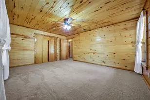 76 Hunters Creek Dr, Huntsville, TX 77340 - Photo 23