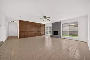 2523 Creekway Cir, Missouri City, TX 77459 - Photo 11