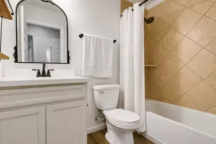 4827 Ladona Ct, League City, TX 77573 - Photo 23