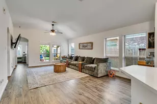 4827 Ladona Ct, League City, TX 77573 - Photo 19