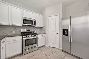 20223 Highfield Park Dr, Cypress, TX 77433 - Photo 5