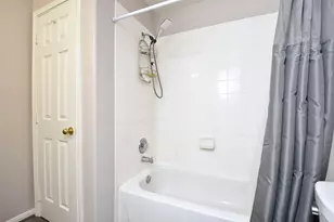 2710 Grants Lake Blvd, Sugar Land, TX 77479 - Photo 23