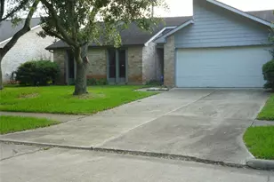 2822 Mesquite Dr, Sugar Land, TX 77479 - Photo 1