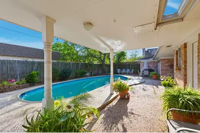 942 Brunswick Circle, Sugar Land, TX 77478 - Photo 3