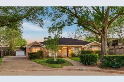 942 Brunswick Circle, Sugar Land, TX 77478 - Photo 1