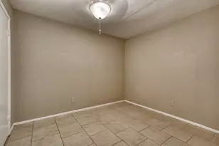 1606 Leona Dr, College Station, TX 77840 - Photo 11