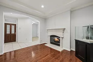 4327 Lake Walk Ct, Sugar Land, TX 77459 - Photo 3
