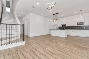 5616 Savyon Dr, Houston, TX 77091 - Photo 3