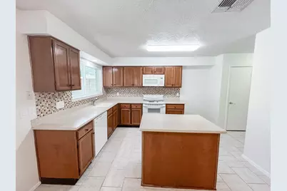 347 Elder Vista Drive, Houston, TX 77598 - Photo 11