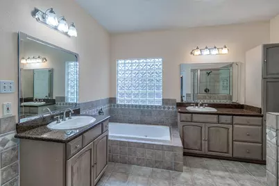 14310 Fair Knoll Way, Houston, TX 77062 - Photo 9