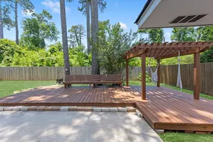 2018 Little Cedar Dr, Houston, TX 77339 - Photo 25