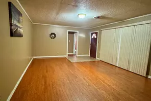2901 Del Monte Ave, Bay City, TX 77414 - Photo 5