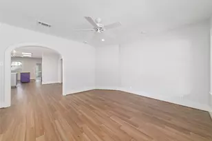 2907 Albany St, Houston, TX 77006 - Photo 3