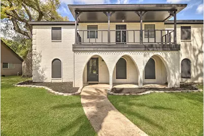 113 Rose Trail, Lake Jackson, TX 77566 - Photo 3