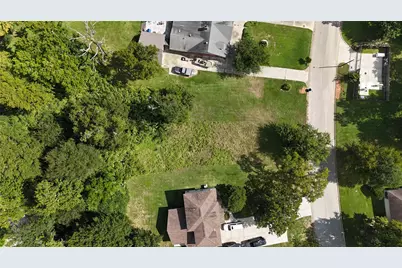 15062 Constellation Circle W, Willis, TX 77318 - Photo 7