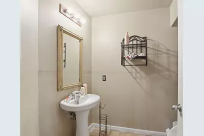 12531 Thistle Creek Court, Houston, TX 77044 - Photo 17