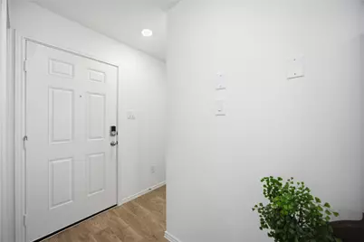 6031 Pineapple Street, Houston, TX 77048 - Photo 3