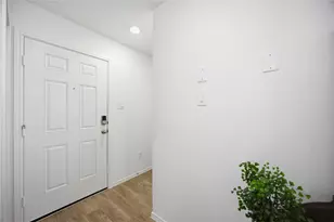 6031 Pineapple St, Houston, TX 77048 - Photo 3