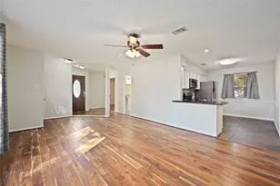 9809 Condor Dr, Conroe, TX 77385 - Photo 5