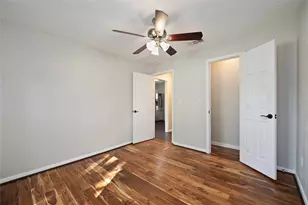 9809 Condor Dr, Conroe, TX 77385 - Photo 15
