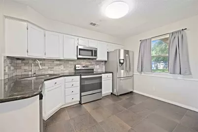 9809 Condor Drive, Conroe, TX 77385 - Photo 9