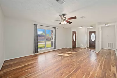 9809 Condor Drive, Conroe, TX 77385 - Photo 7