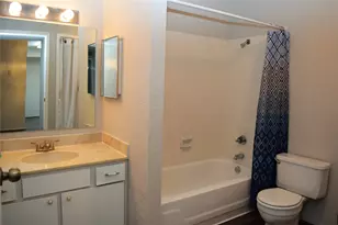 18511 Egret Bay Blvd, Webster, TX 77058 - Photo 15