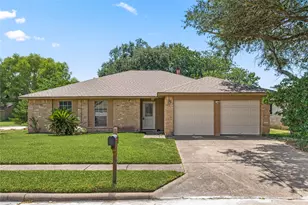 2603 Hollymist Dr, Houston, TX 77084 - Photo 3