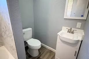 2929 8th Ave N, Texas City, TX 77590 - Photo 25