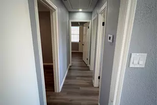 2929 8th Ave N, Texas City, TX 77590 - Photo 23