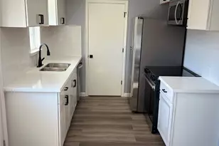 2929 8th Ave N, Texas City, TX 77590 - Photo 11