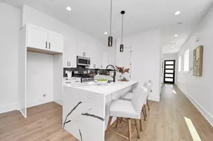 5029 Broom St, Houston, TX 77091 - Photo 1