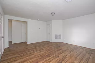 10918 Tobar Falls Cir, Houston, TX 77064 - Photo 31