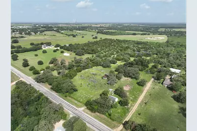 833 E Sh 159, Fayetteville, TX 78940 - Photo 3