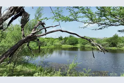 833 E Sh 159, Fayetteville, TX 78940 - Photo 23