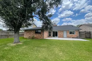 2726 Mesquite Dr, Sugar Land, TX 77479 - Photo 33