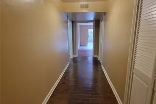 5212 Arboles Dr, Houston, TX 77035 - Photo 5