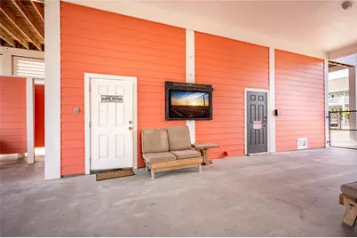 2296 E Crab Street, Crystal Beach, TX 77650 - Photo 31