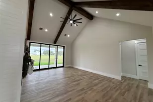 1214 Quarter Horse Trail, Angleton, TX 77515 - Photo 5