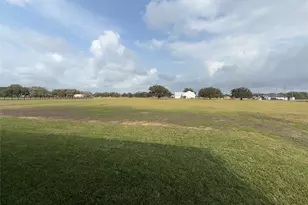 1214 Quarter Horse Trail, Angleton, TX 77515 - Photo 31