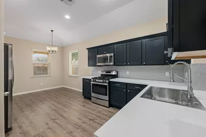 11429 W Woodmark, Conroe, TX 77304 - Photo 9